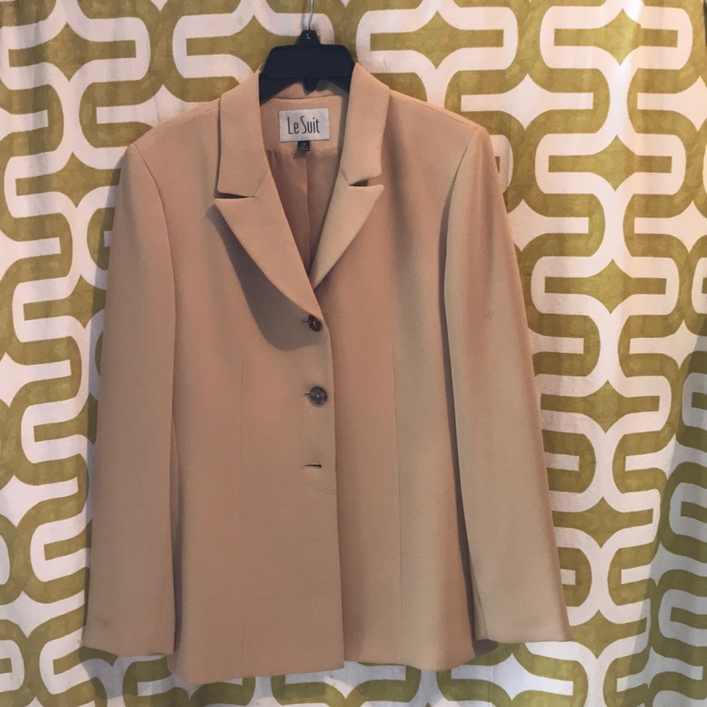 3 pc jacket, pants and skirt. Work or play.